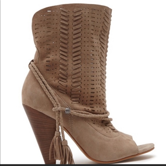 Dolce Vita Shoes - ☀️dolce vita boots bootie open toe textured heeled